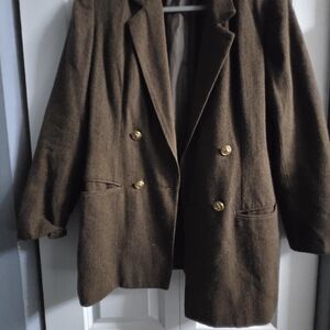 Classic Brown Double-Breasted Blazer